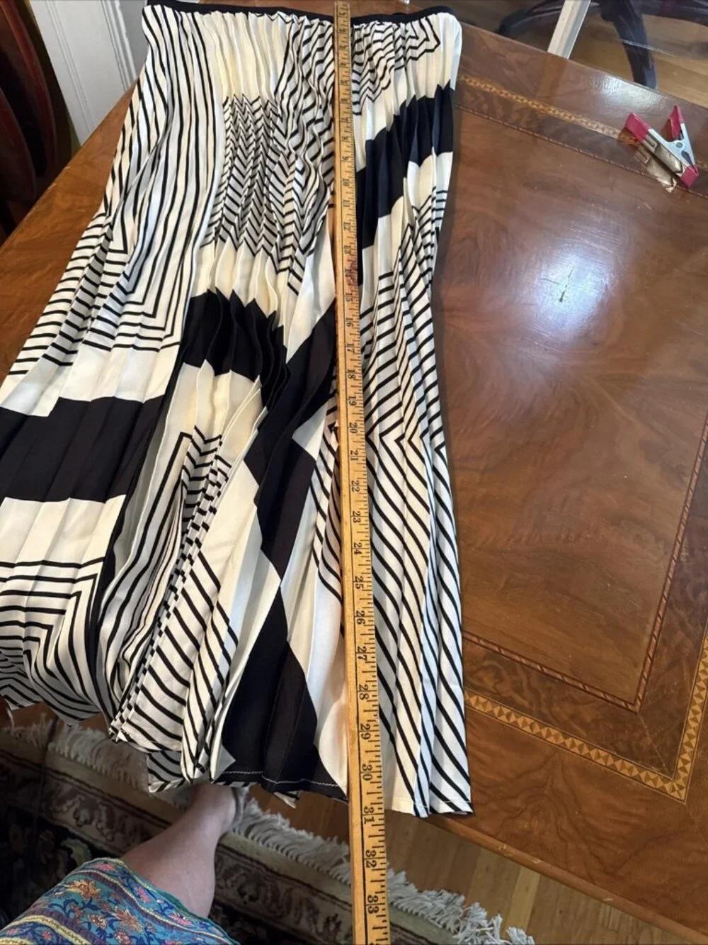 Mango Black & White Accordion Pleated Long Skirt With Belt Size S NEW WITH TAGS